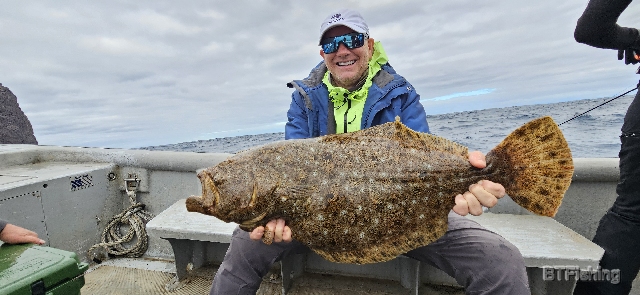 Fotos da pesca esportiva na Ilha de Robinson Cruso no Chile